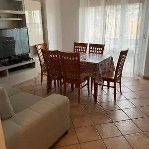 https://casa-aurora-1.it-tuscanyhotel.com